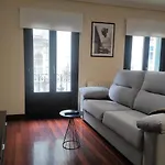 2a. Dos Y Balcones En El Casco Viejo. Apartament