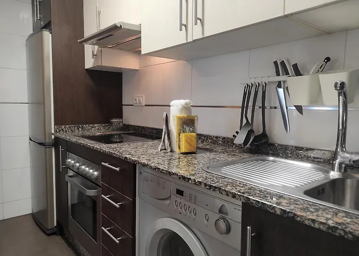 Apartament 2a. Dos Y Balcones En El Casco Viejo.