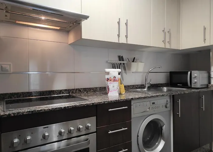 2a. Dos Y Balcones En El Casco Viejo. Apartament Ourense